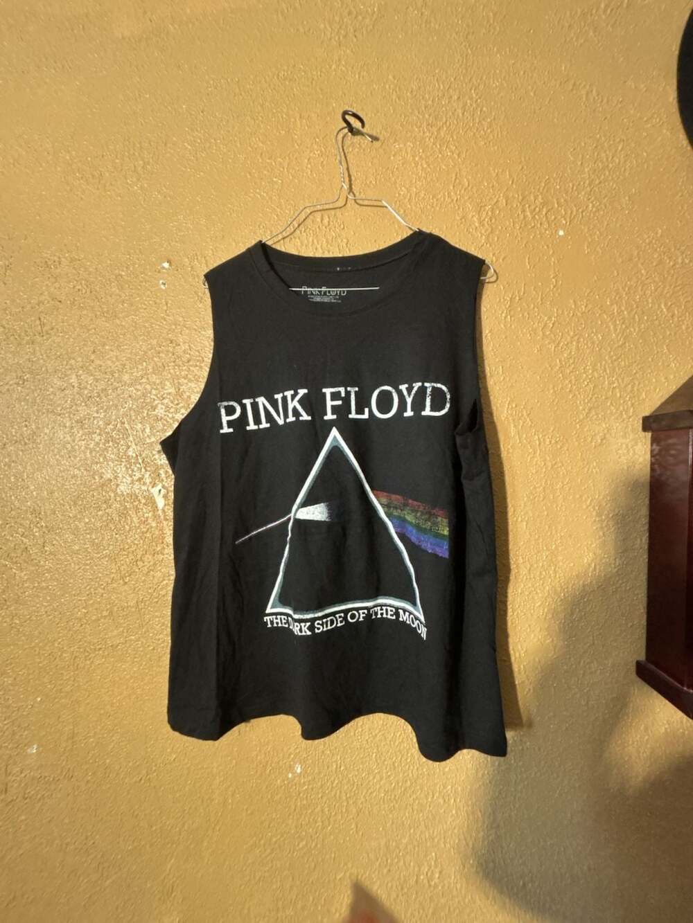 Pink Floyd The Dark Side Of The Moon Black Sleeveless Muscle Tank